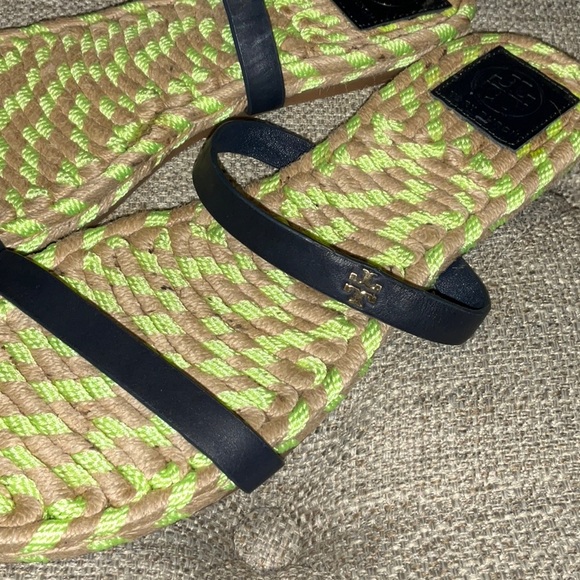 Tory Burch Sandals size 10 - Picture 2 of 6